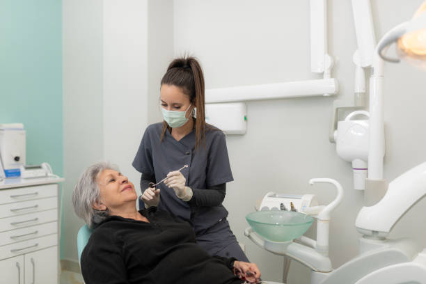 Best Emergency Cosmetic Dentistry (e.g., broken veneers) in Sweetwater, FL