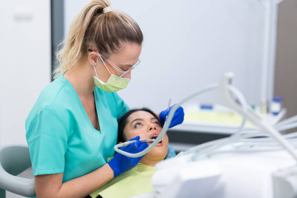 Best Emergency Wisdom Tooth Extraction in Sweetwater, FL